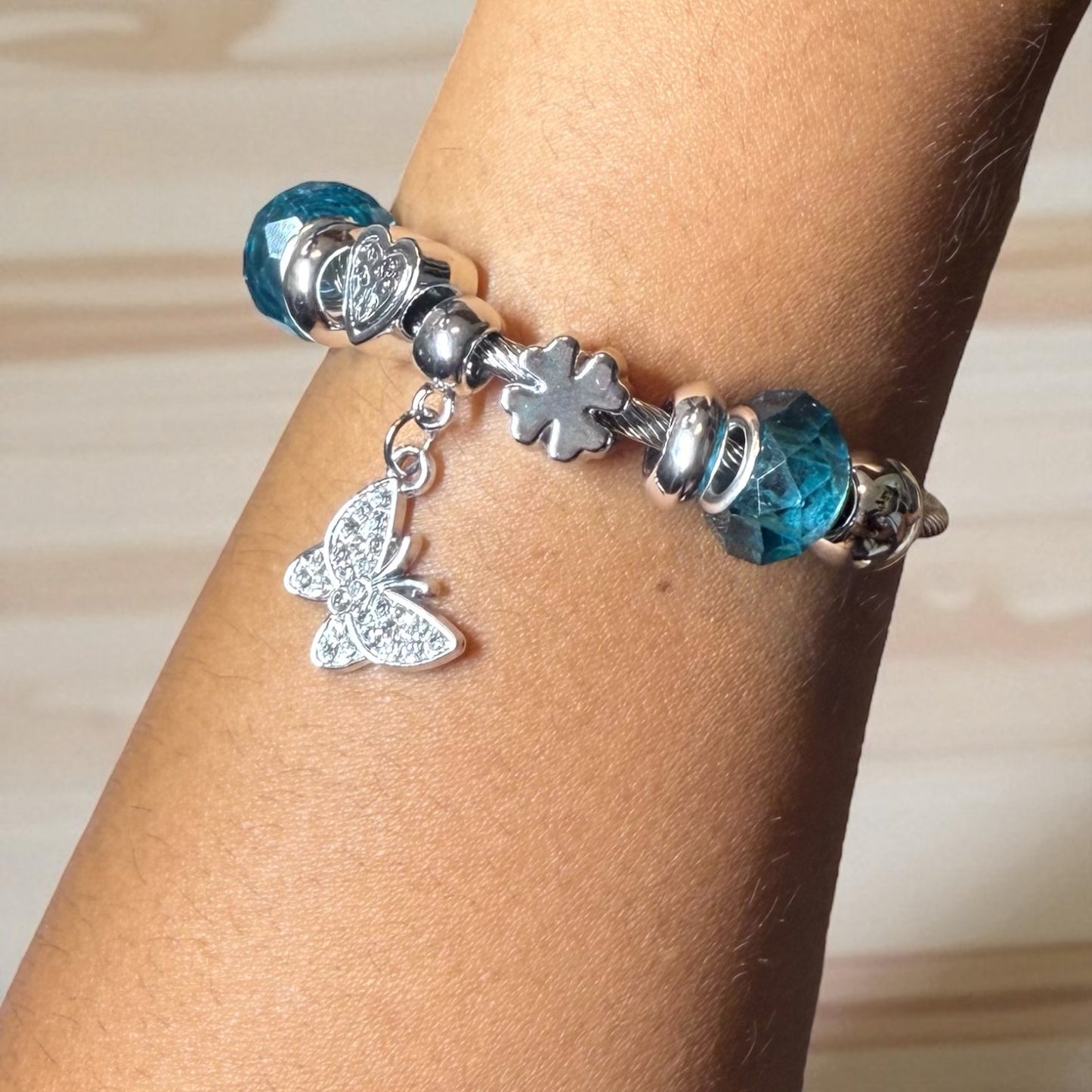 LA SELECCIÓN ENCANTADORA DE NICO