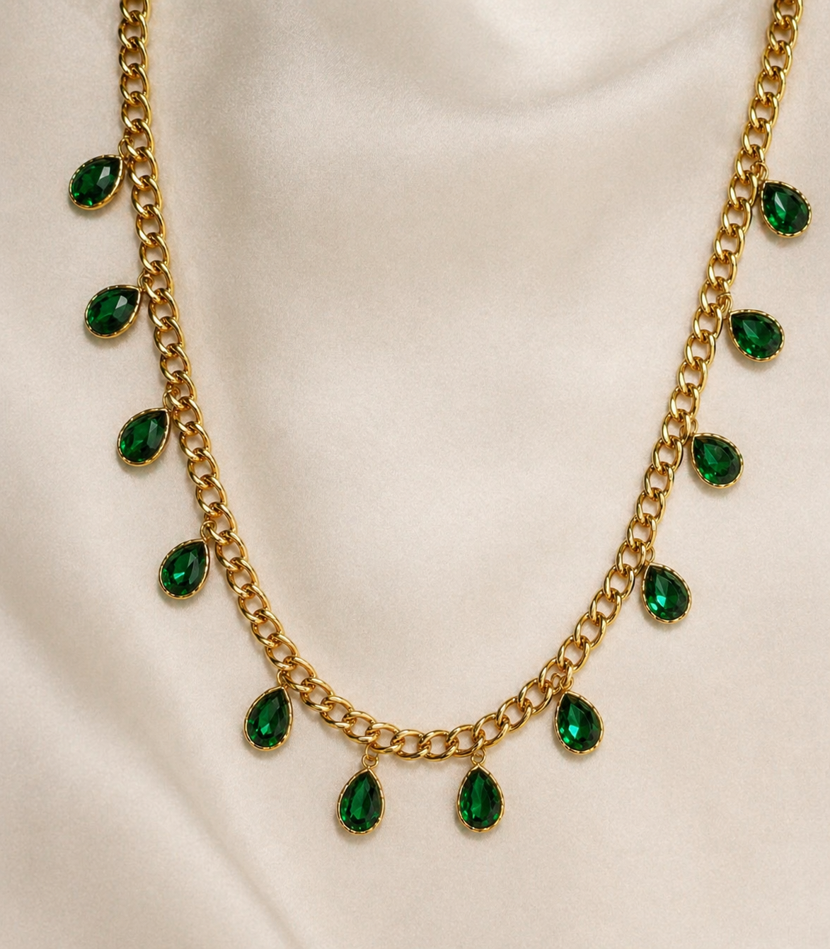 COLLAR GOTAS DE ESMERALDA